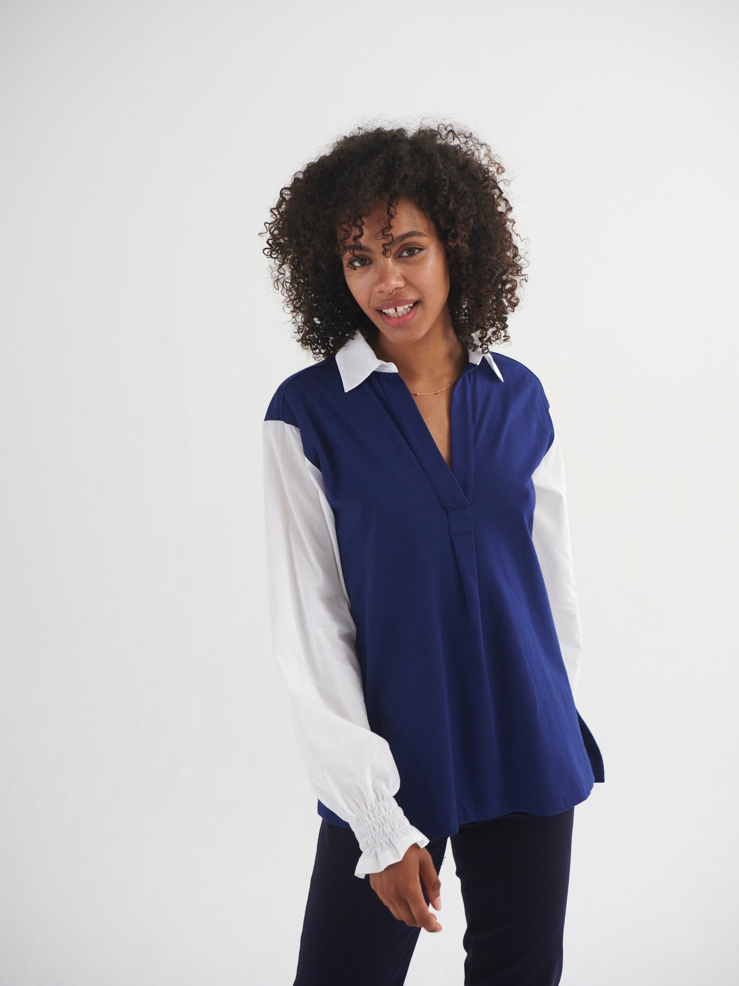 Aria jersey and cotton shirred cuff shirt - Navy/White