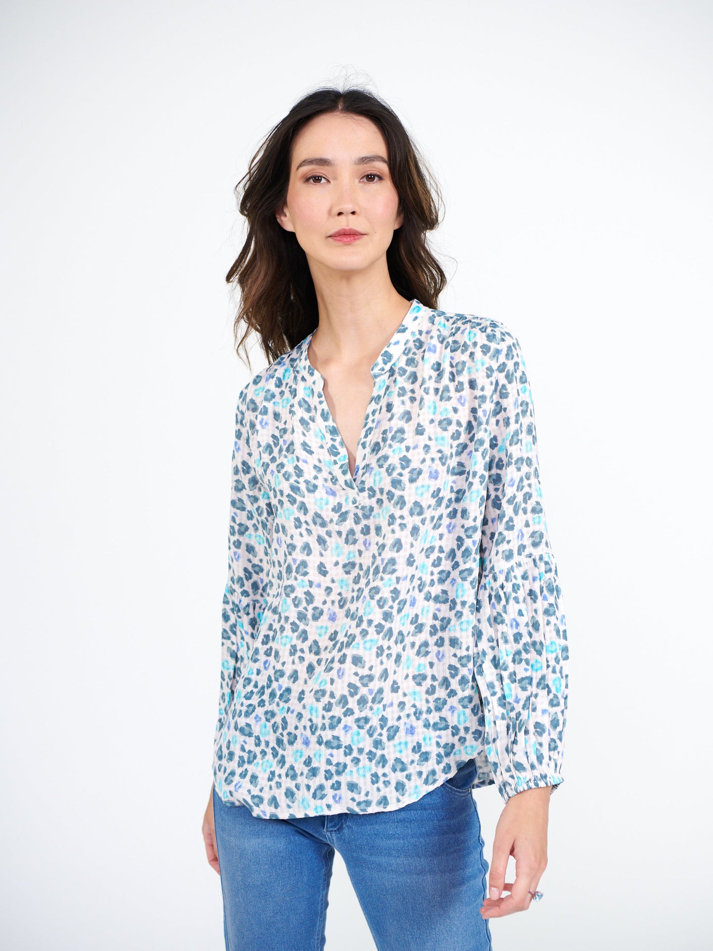 Amy viscose animal pop shirt