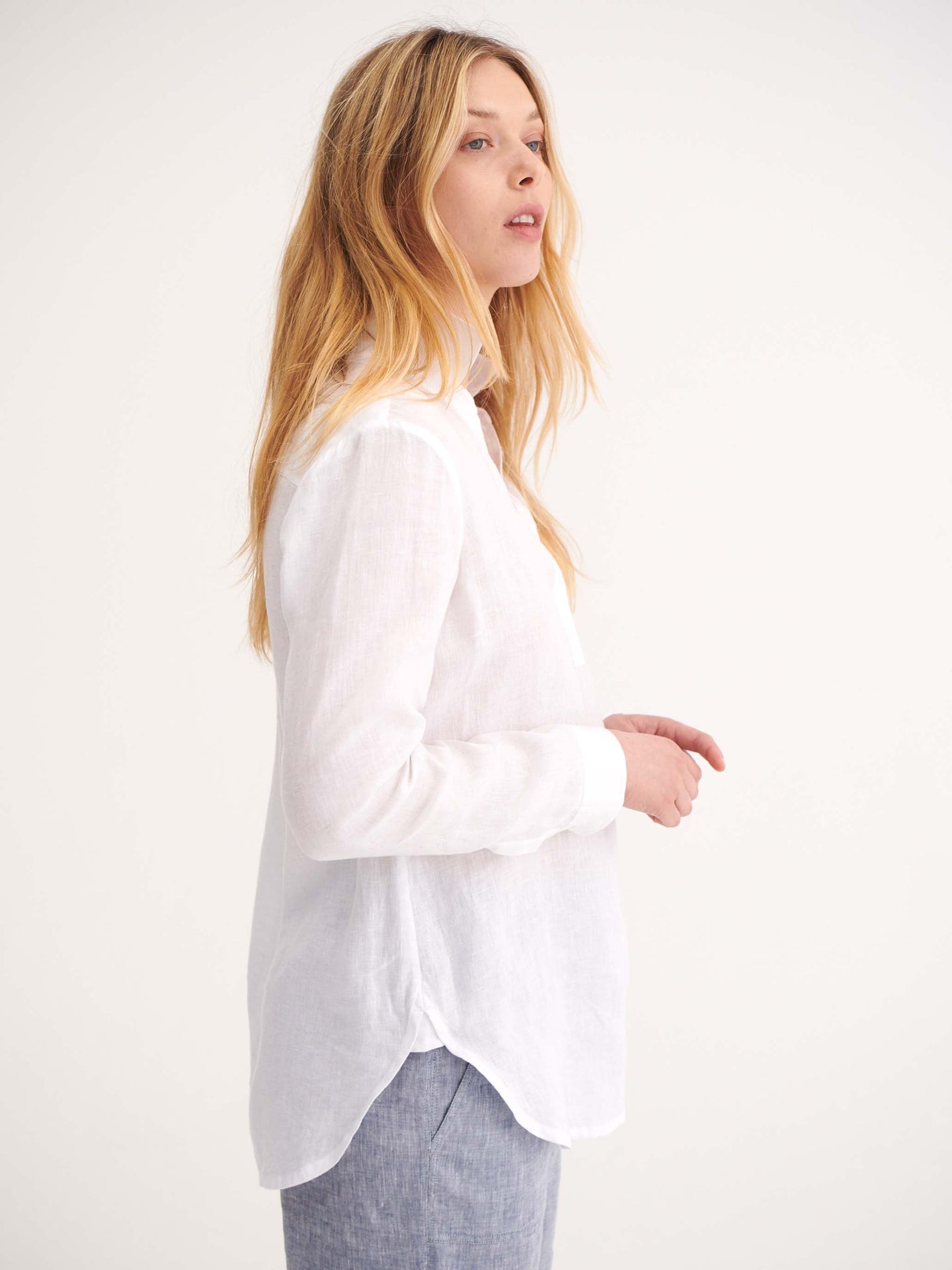 Chrissie linen shirt SS22 - White