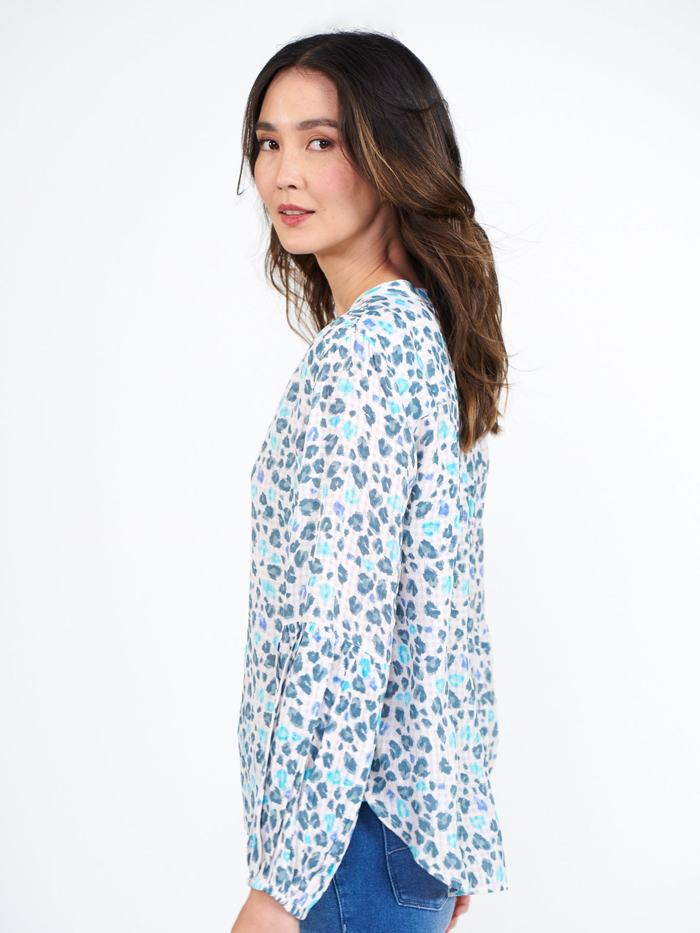 Amy viscose animal pop shirt