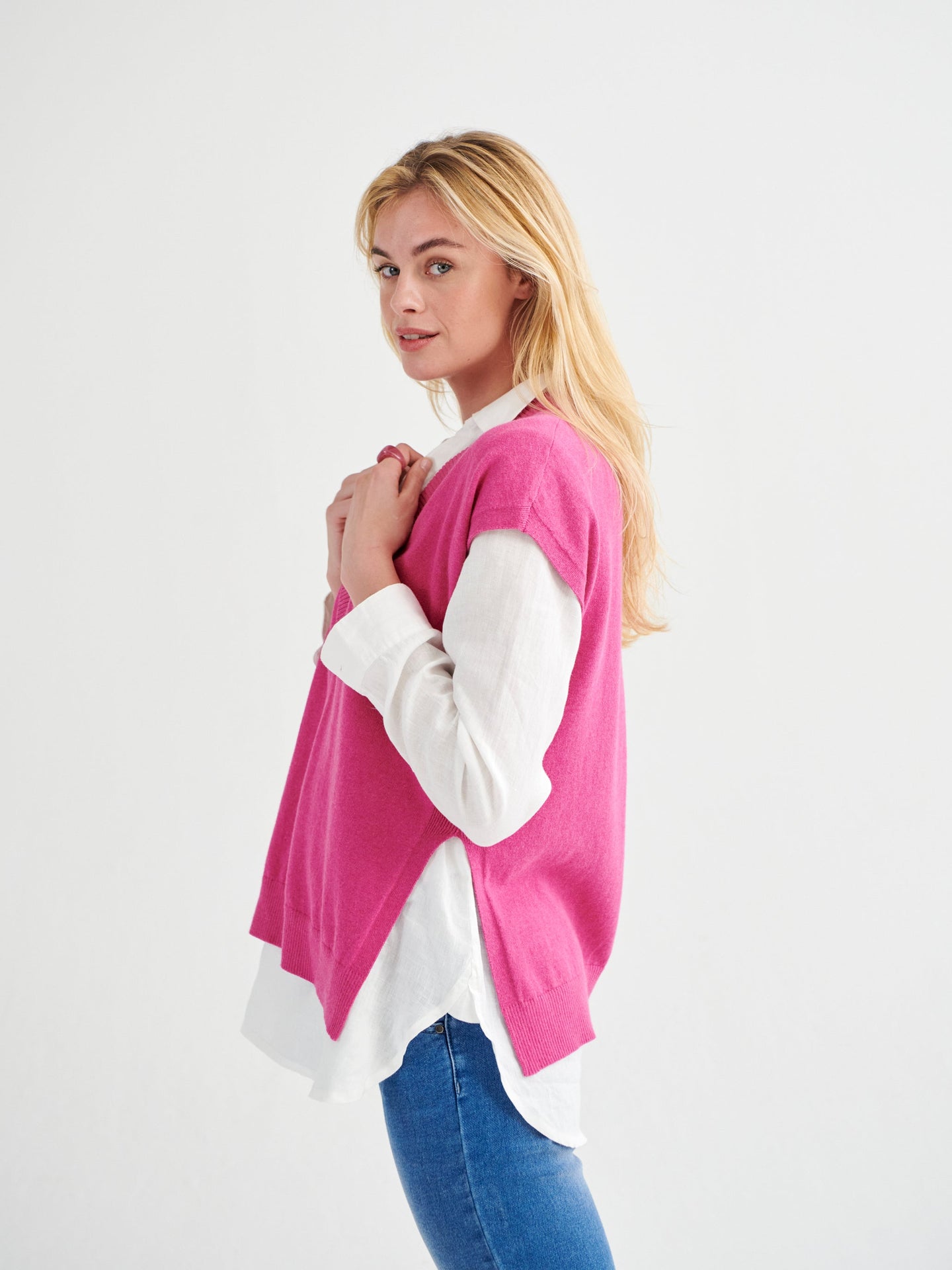 New Willow v-neck tank - Magenta