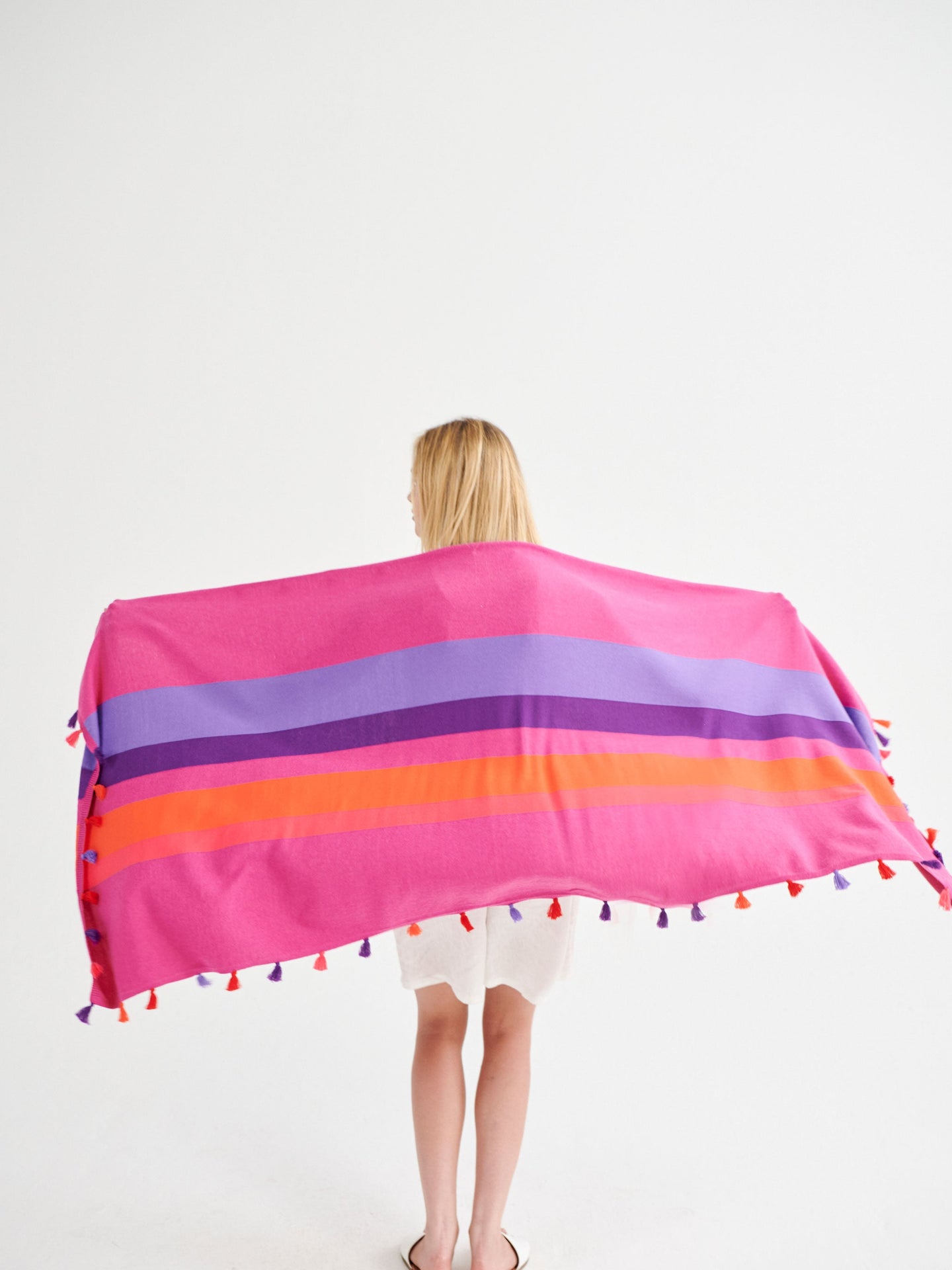 Ems multistripe tassel scarf