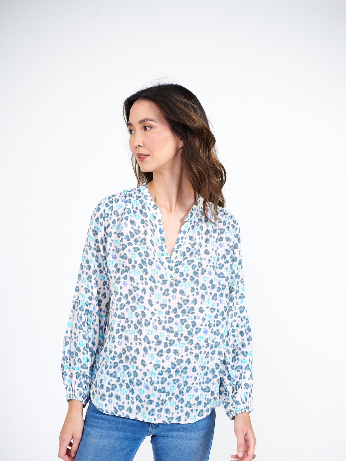 Amy viscose animal pop shirt