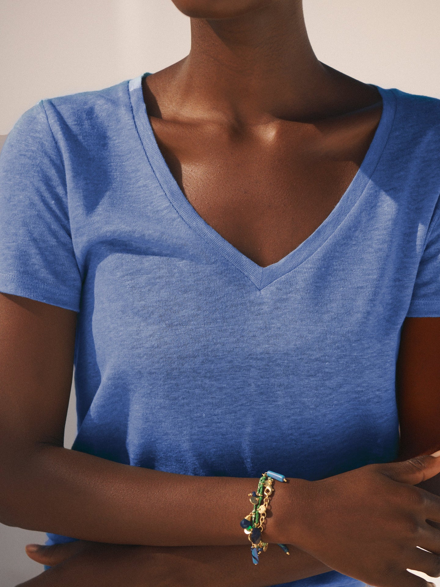 Charlie linen v neck t shirt - Azure