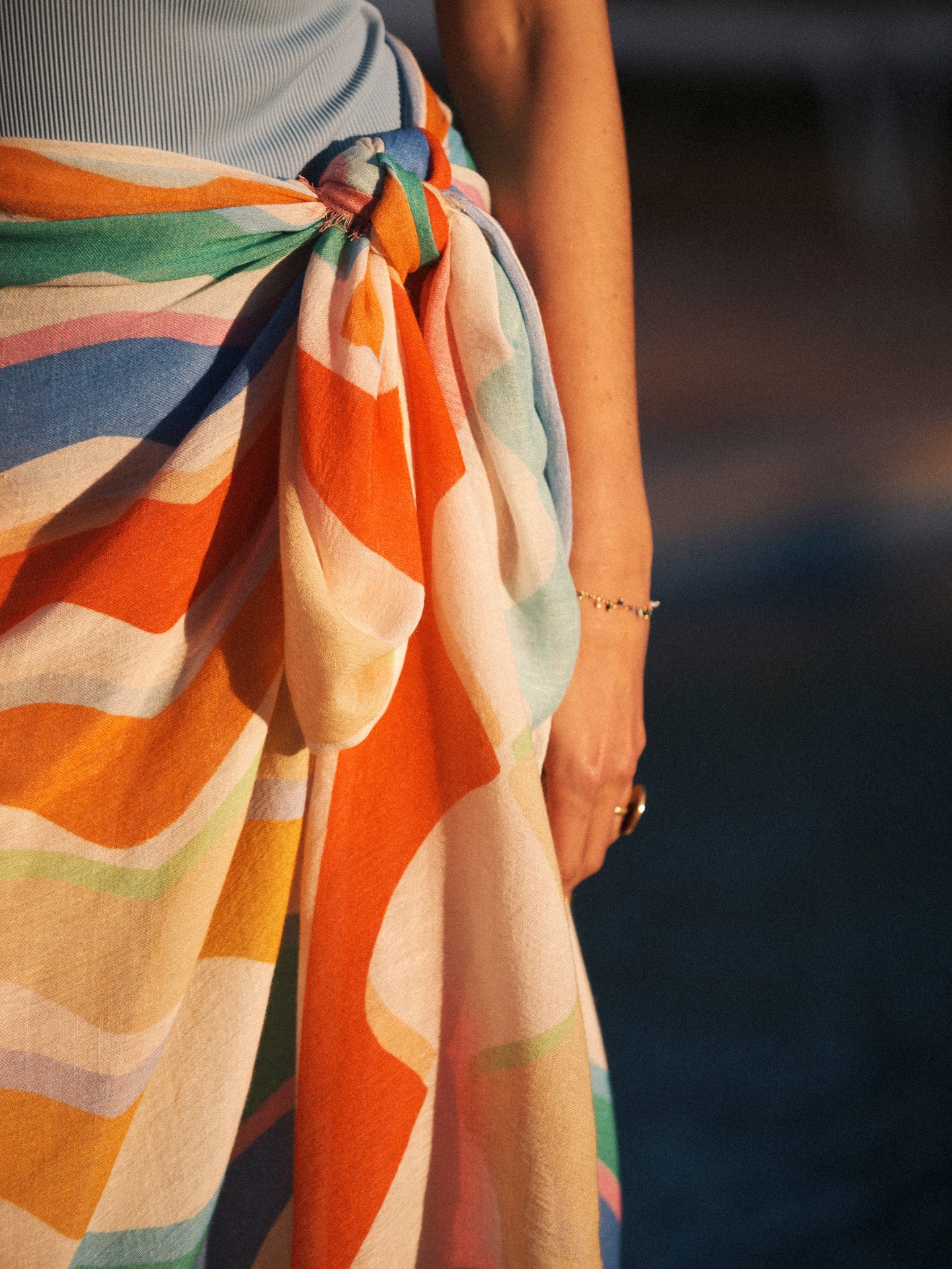 Summer wave printed scarf