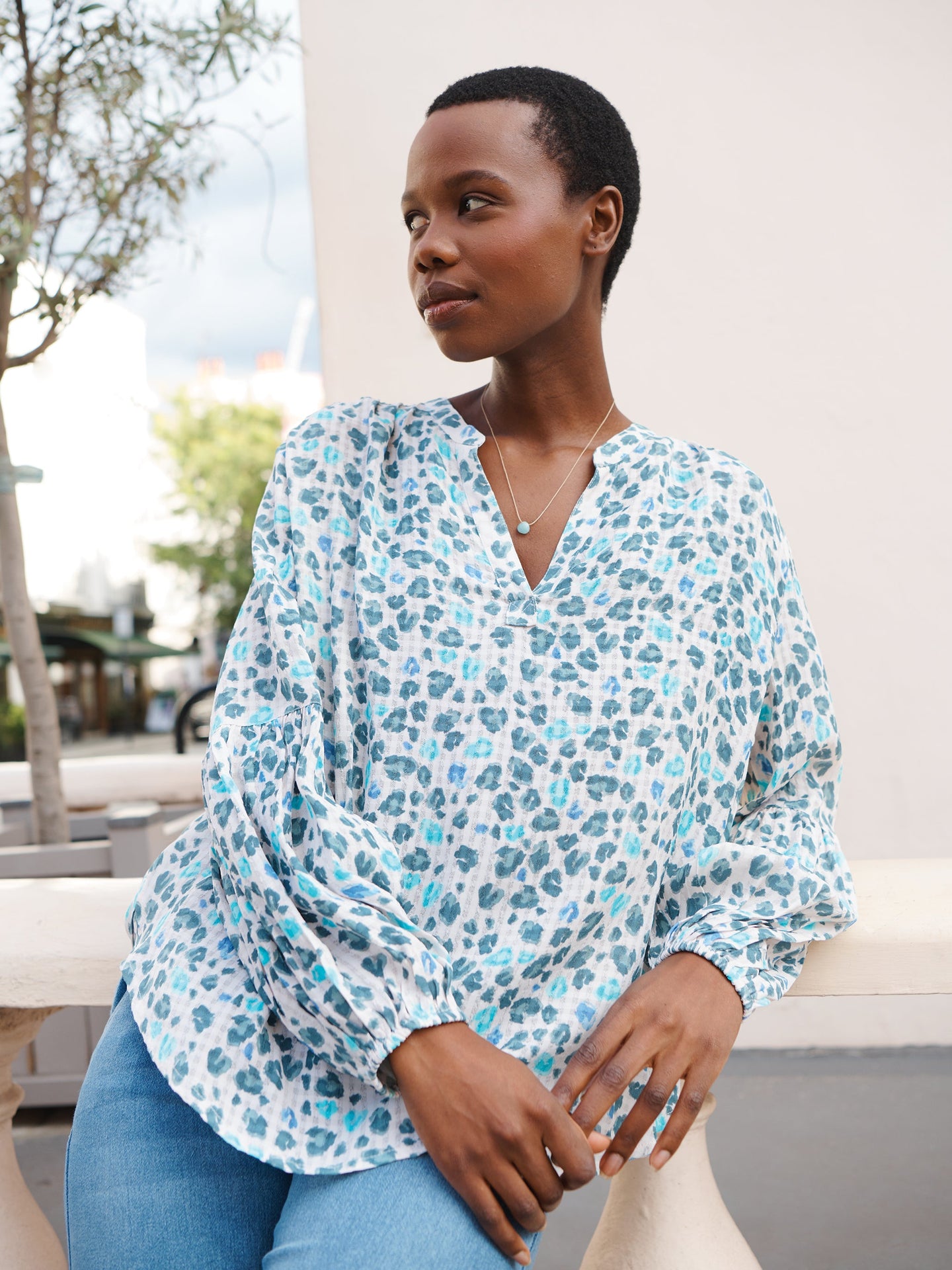 Amy viscose animal pop shirt