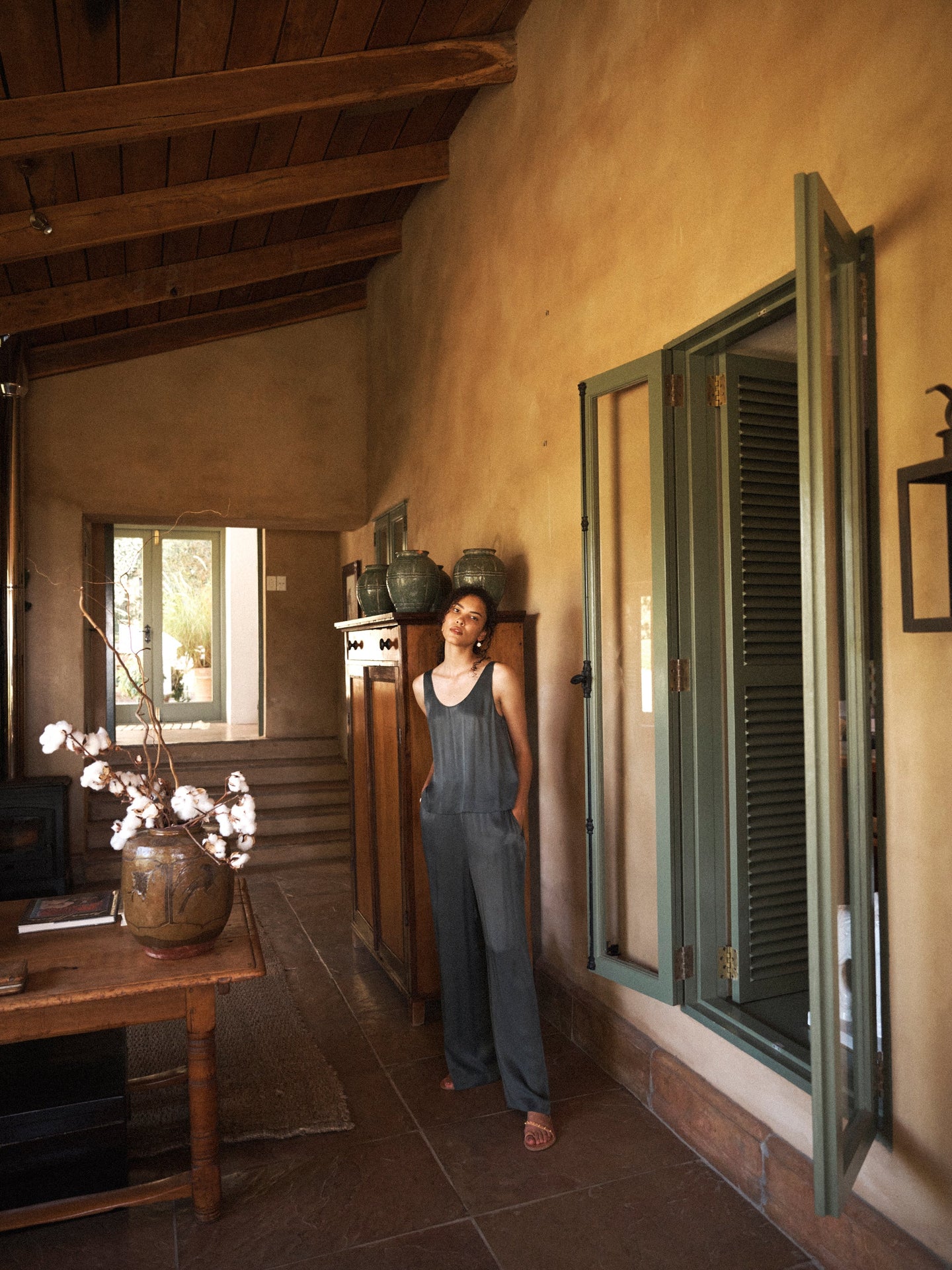 Verity satin reversible vest- Khaki